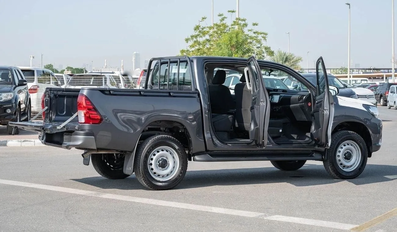 Toyota Hilux GL 2025 — фото 9
