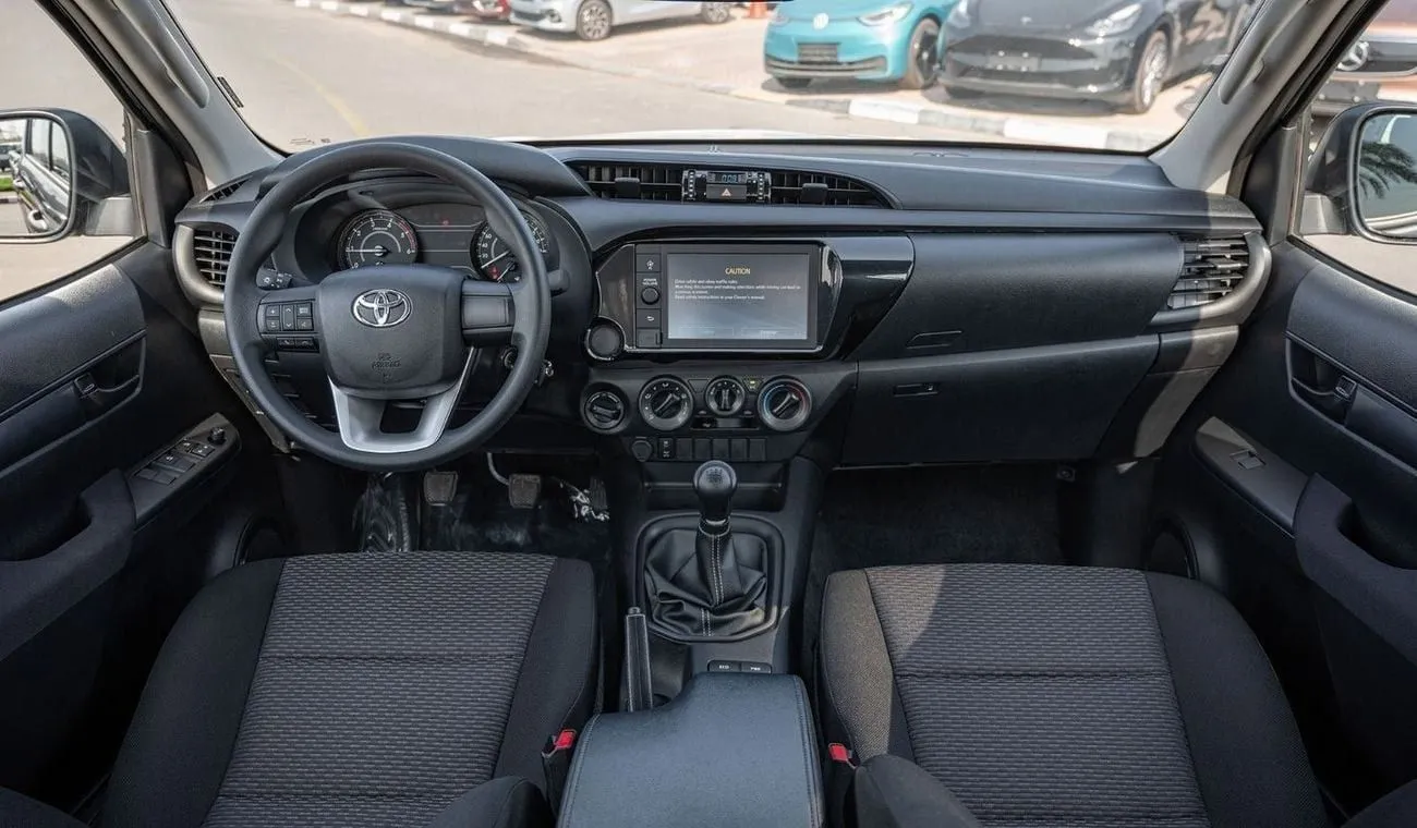 Toyota Hilux GL 2025 — фото 24