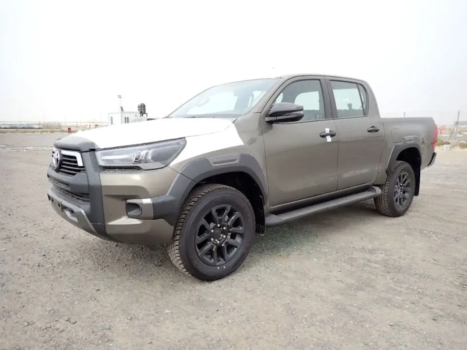 Toyota Hilux ADVENTURE 2024