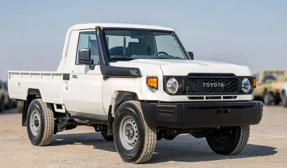 Toyota Land Cruiser Pick Up 2025