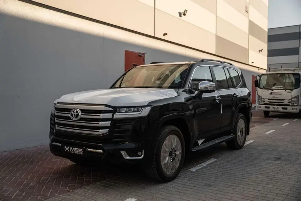 Toyota Land Cruiser VXR 2026