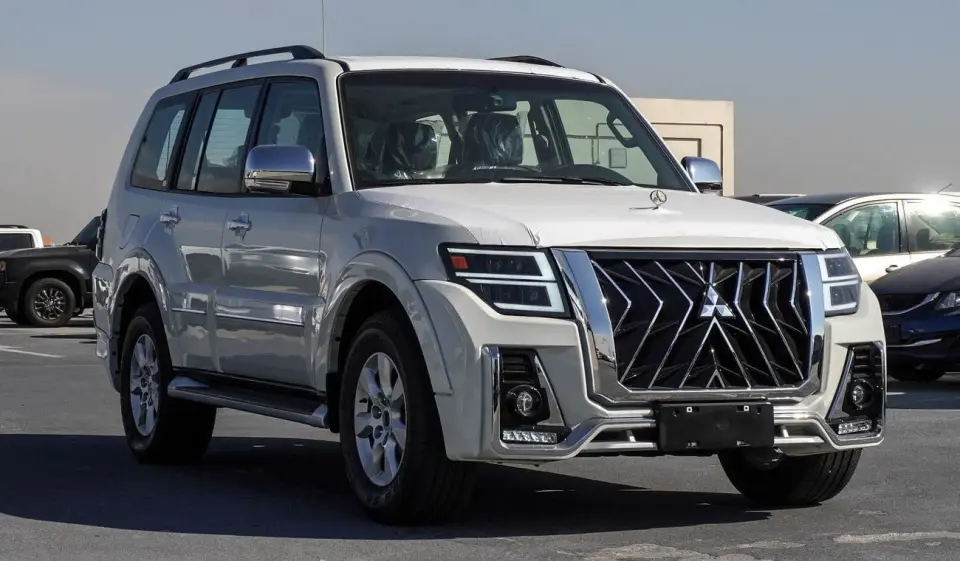 Mitsubishi Pajero GLS HIGHLINE 2022