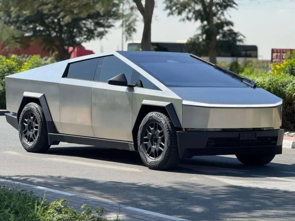 Tesla Cybertruck FOUNDATION SERIES AWD 2024