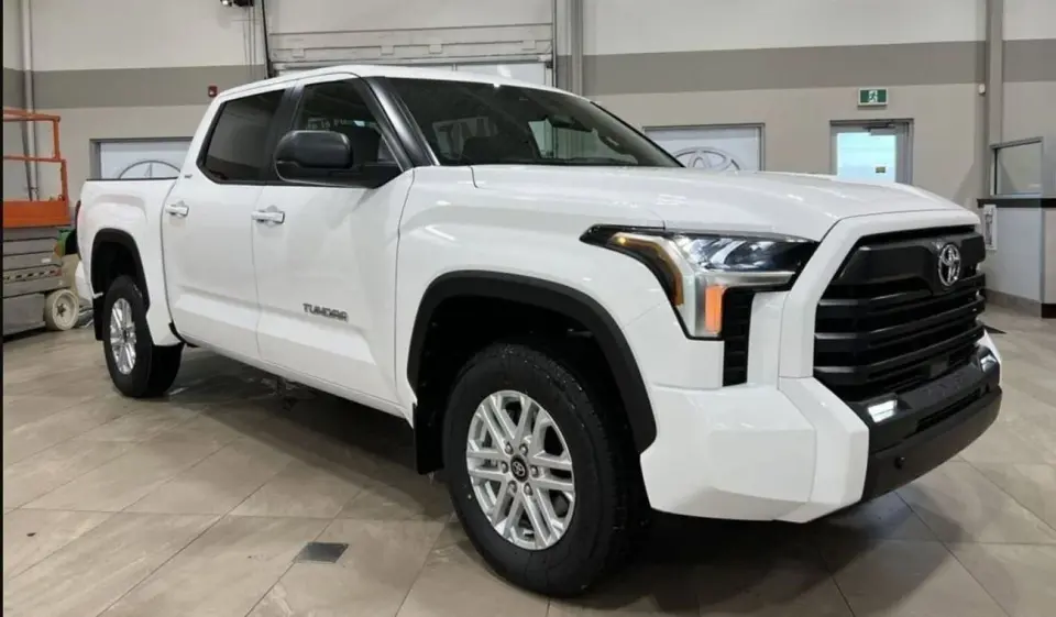 Toyota Tundra SR 2026