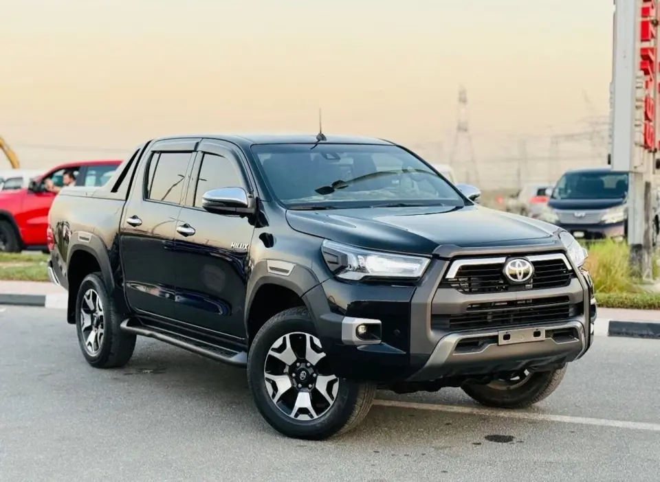 Toyota Hilux ADVENTURE 2021