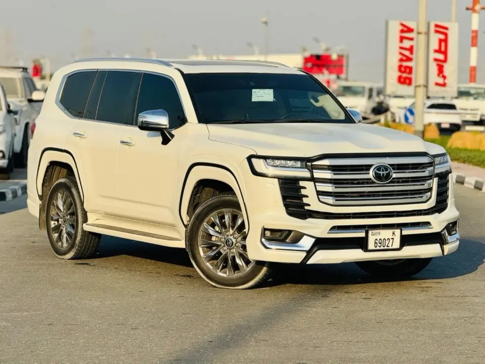 Toyota Land Cruiser VXR 2022