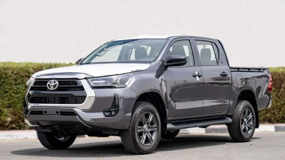 Toyota Hilux DLX 2026