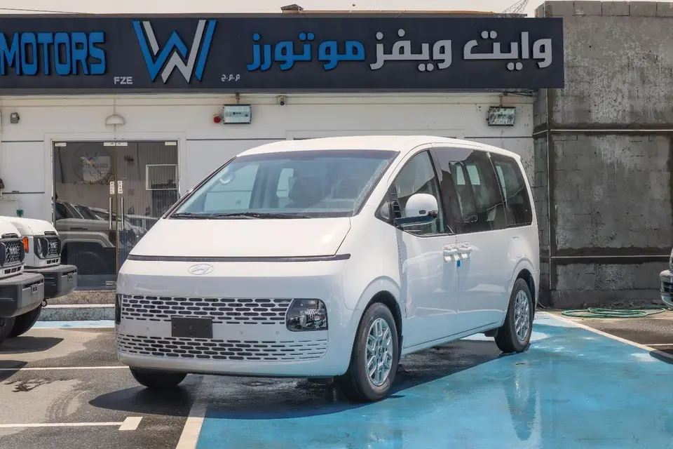 Hyundai Staria COMFORT 2025