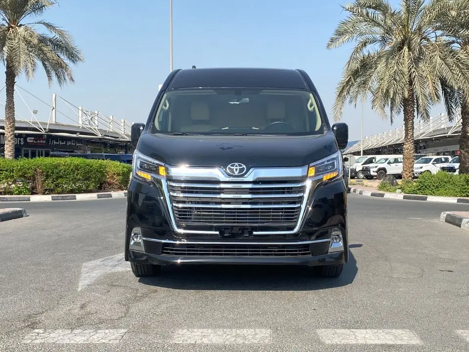 Toyota Hiace GLS 2025