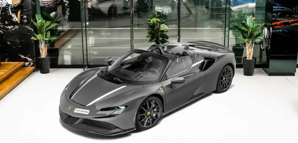 Ferrari SF90 SPIDER 2023