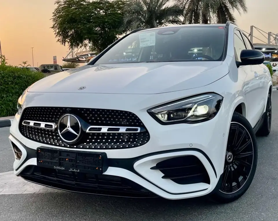 Mercedes-Benz GLA 200 AMG PREMIUM 2025