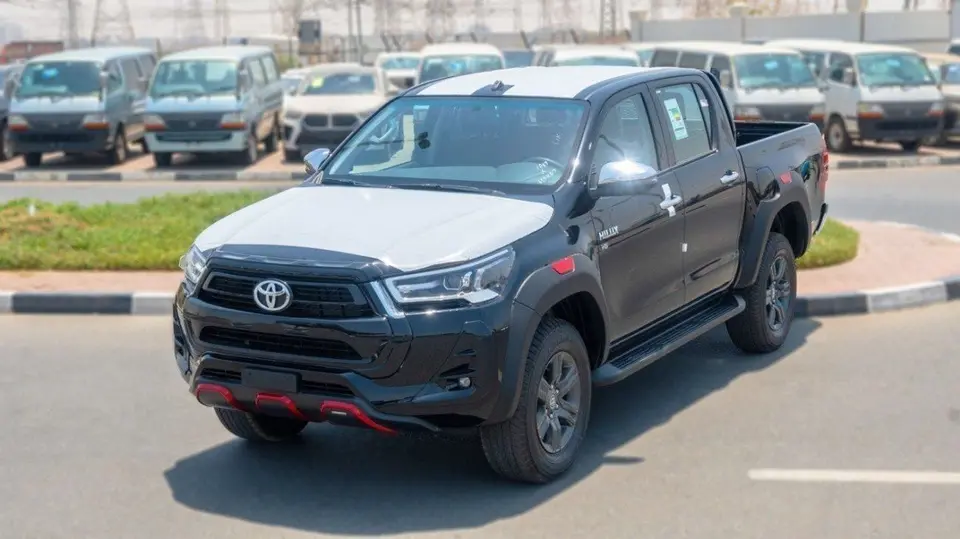 Toyota Hilux ADVENTURE 2026