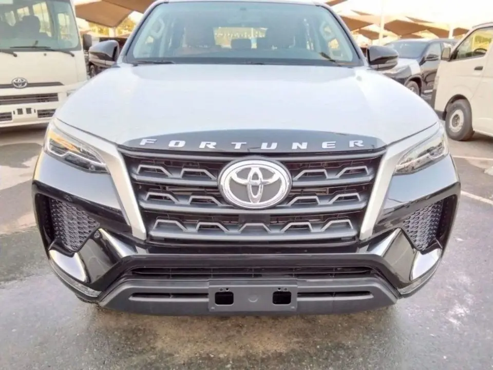 Toyota Fortuner EXR 2025