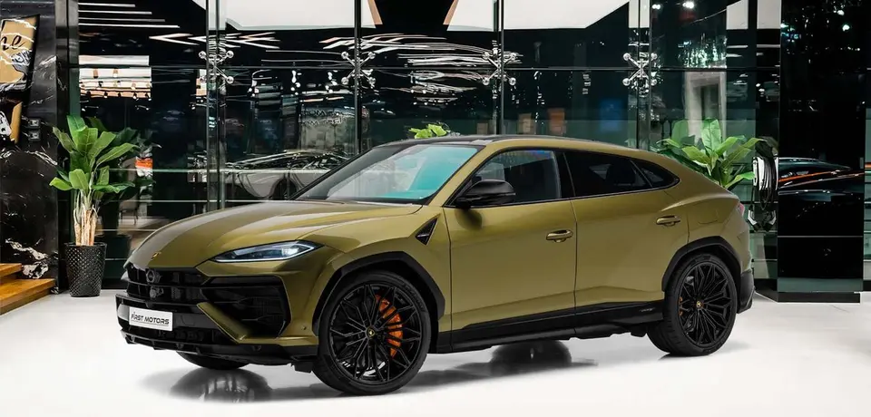 Lamborghini Urus SE 2025