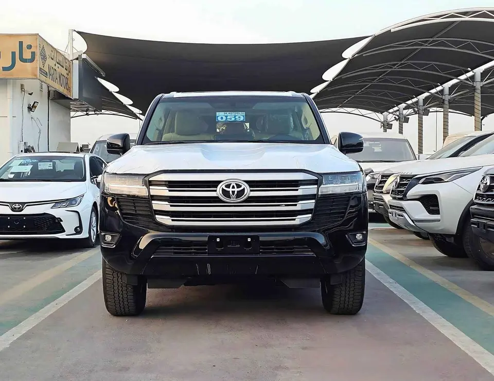 Toyota Land Cruiser GXR 2024