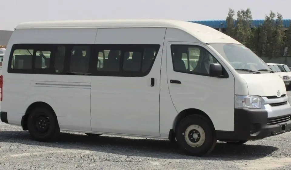 Toyota Hiace DLS - STANDARD ROOF 2025