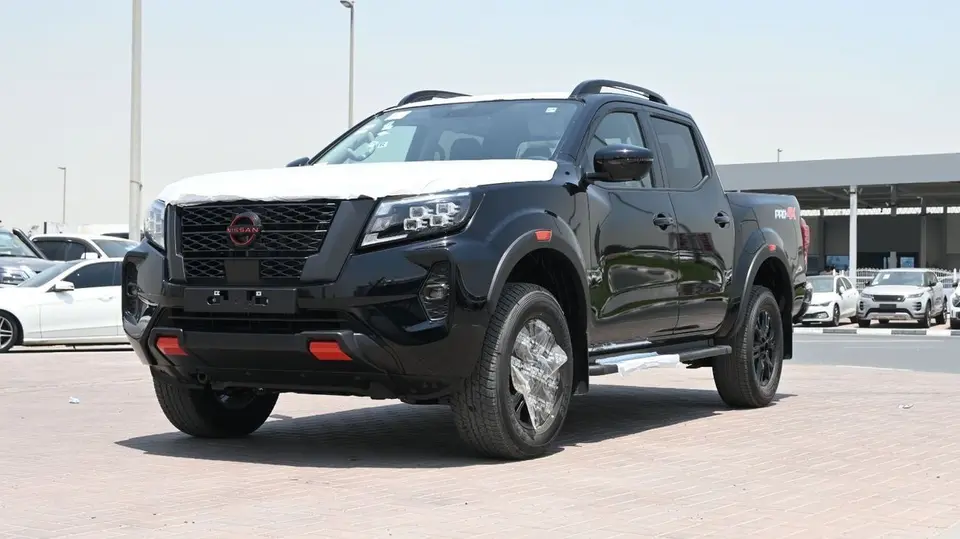 Nissan Navara 2025