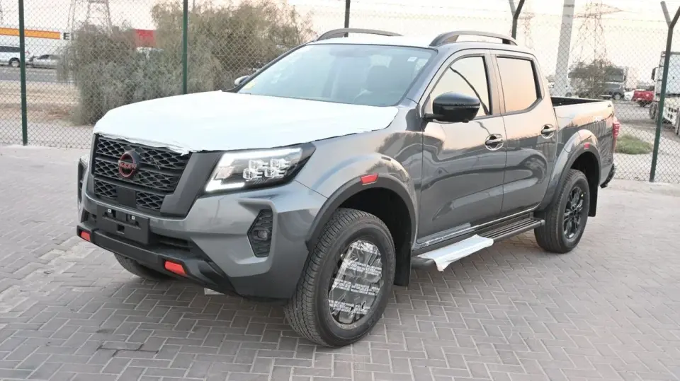 Nissan Navara 2025