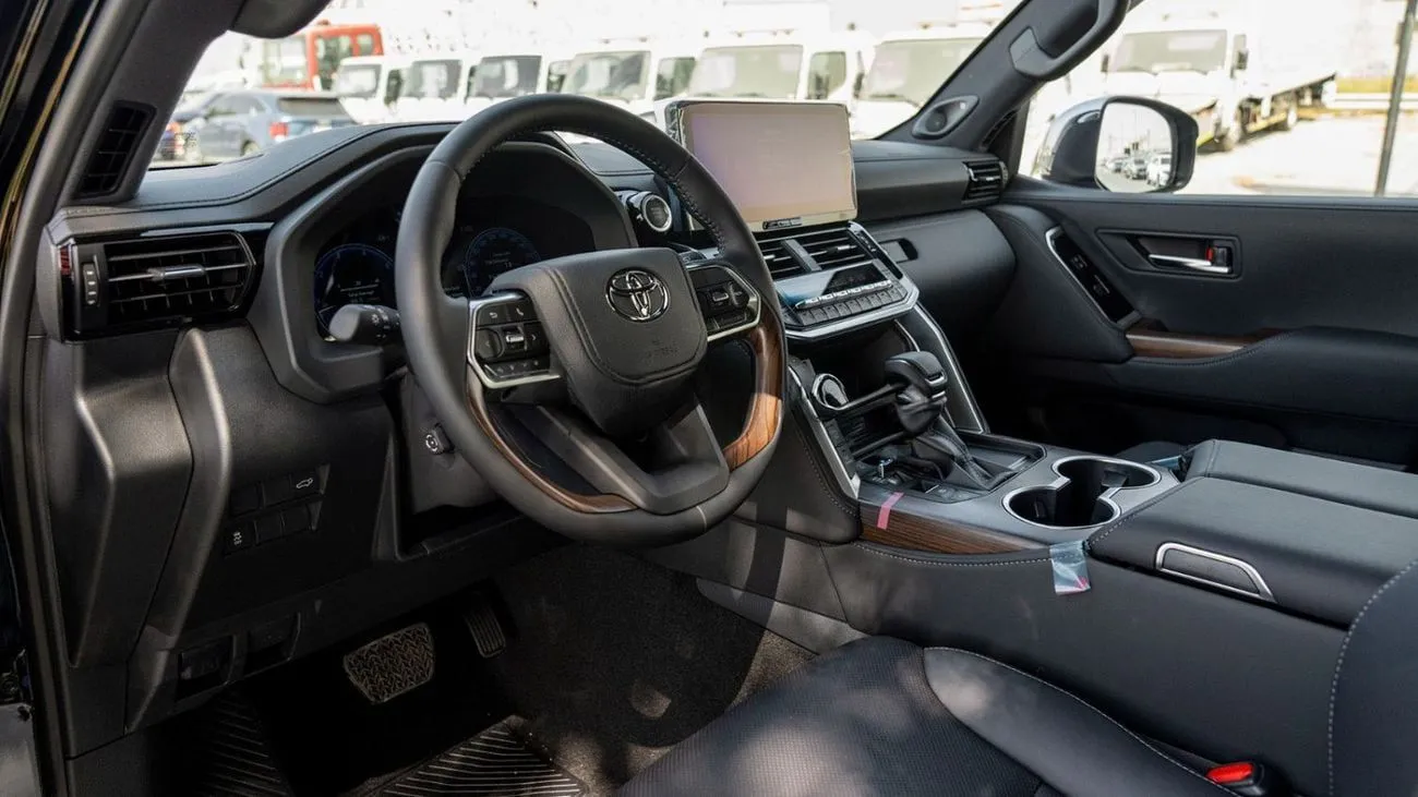 Toyota Land Cruiser VX 2025 — фото 10