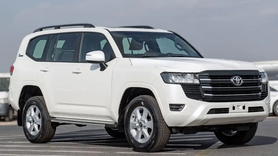 Toyota Land Cruiser GXR 2025