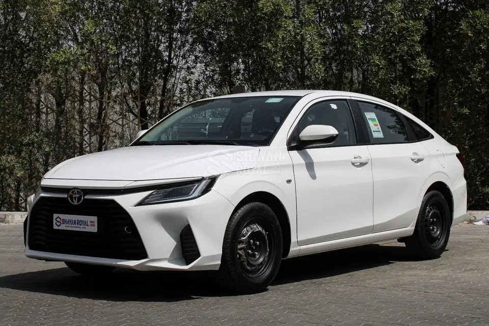 Toyota Yaris E 2026