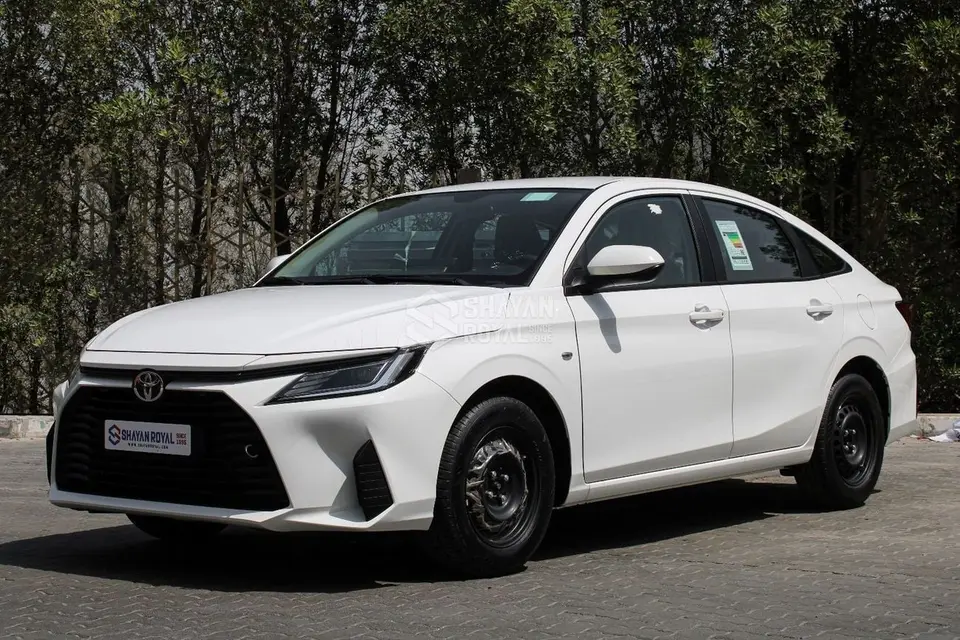 Toyota Yaris E 2026