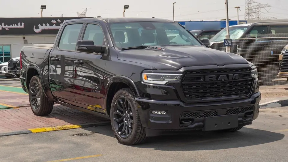RAM 1500 LIMITED NIGHT EDITION 2025