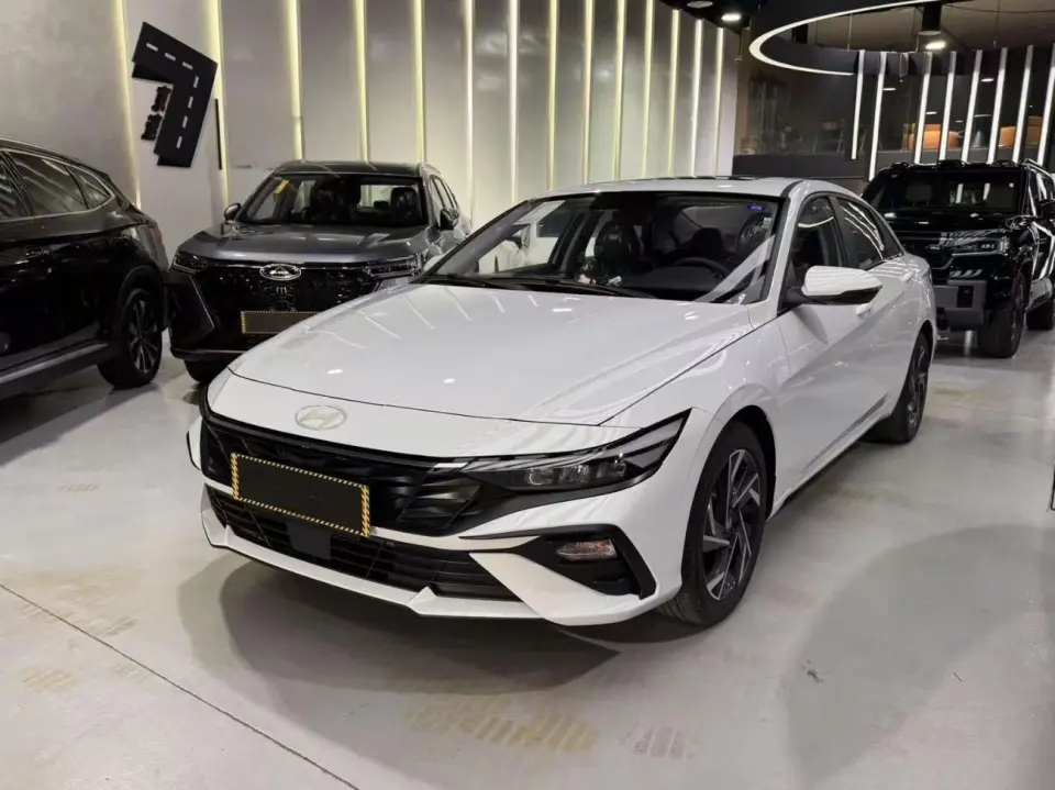 Hyundai Elantra 1.5L CVT GLX Elite Edition 2025
