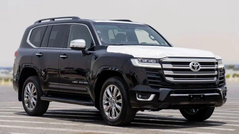 Toyota Land Cruiser VXR 2025