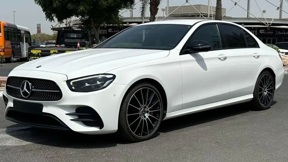 Mercedes-Benz E300 PREMIUM PLUS 2021