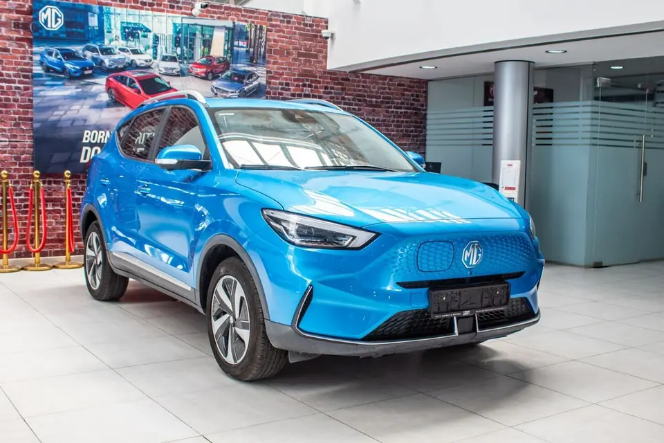 MG ZS EV LUX 2023