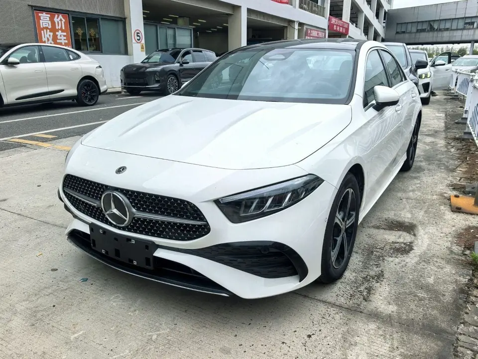Mercedes-Benz A 200 L Other 2025