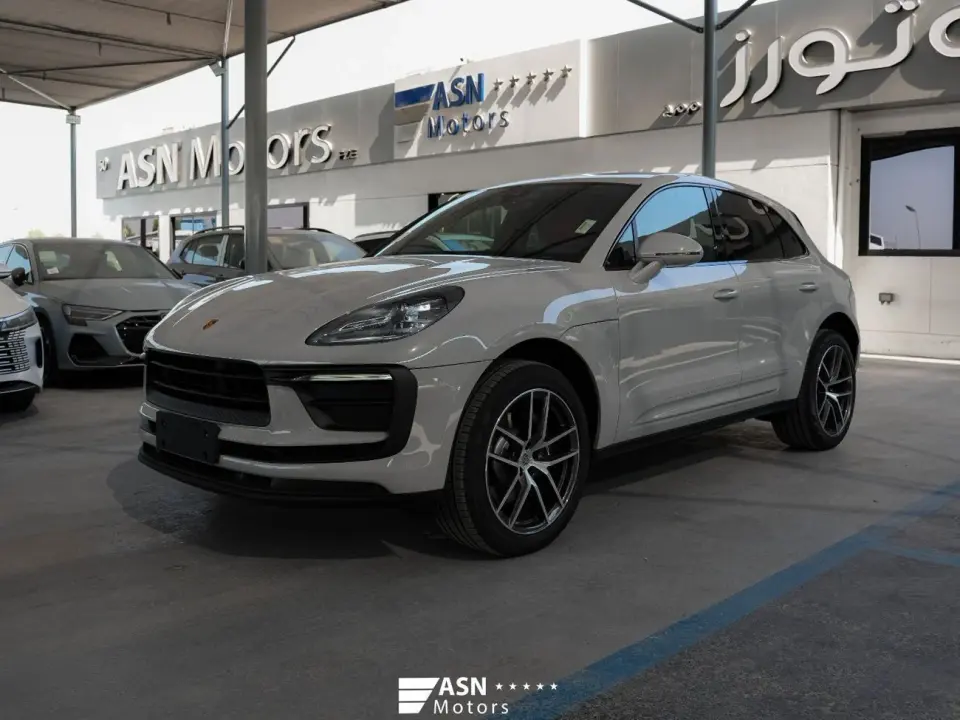 Porsche Macan PURSUING DREAMS EDITION 2025