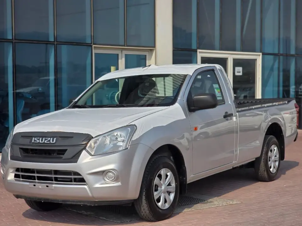 Isuzu D-MAX STANDARD 2025