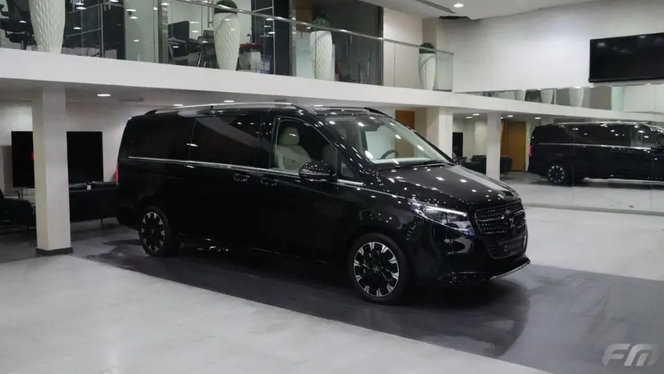 Mercedes-Benz V300 AVANTGARDE 2025