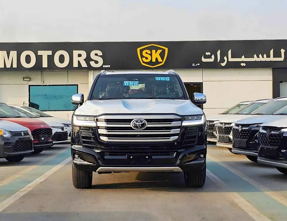 Toyota Land Cruiser VXR 2025