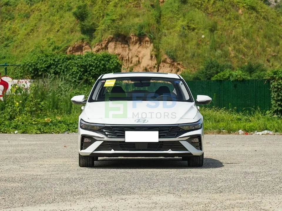 Hyundai Elantra SMART 2025