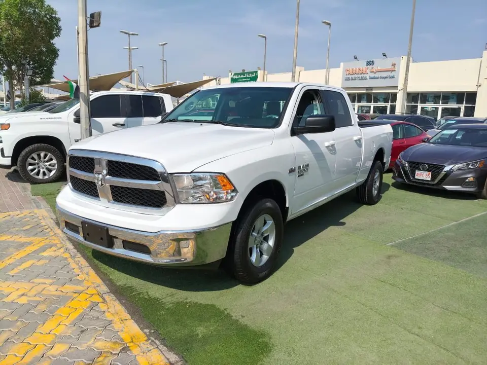 RAM 1500 SLT 2020