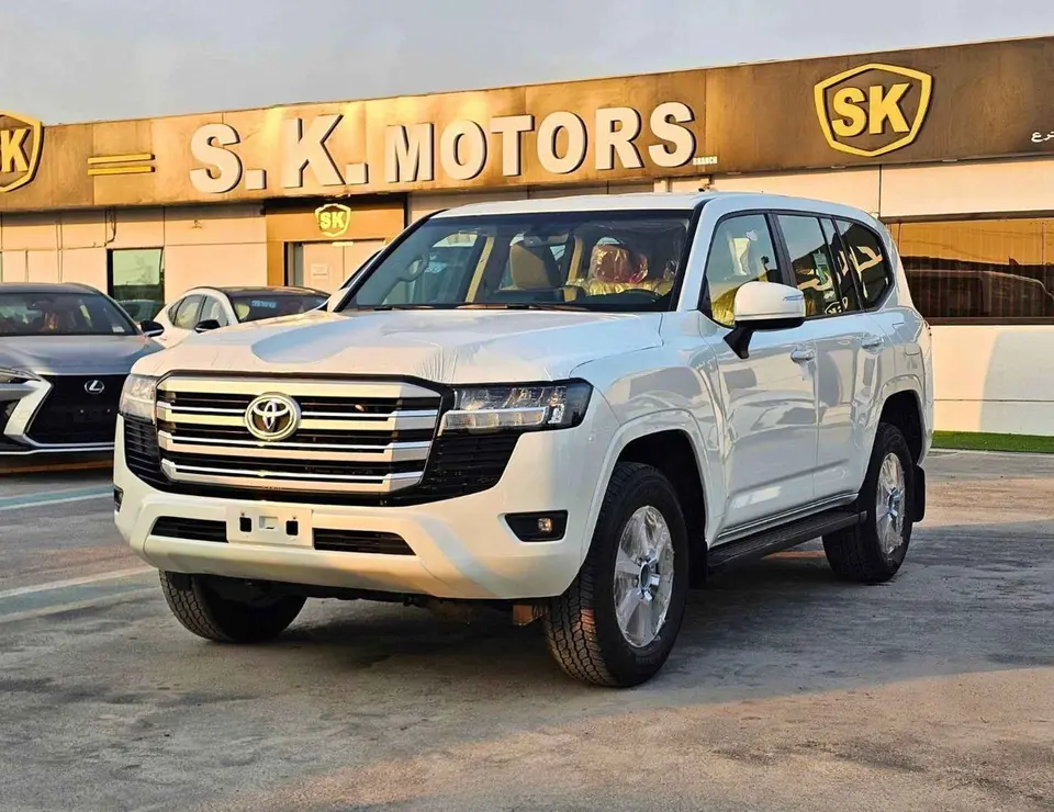 Toyota Land Cruiser GXR 2025