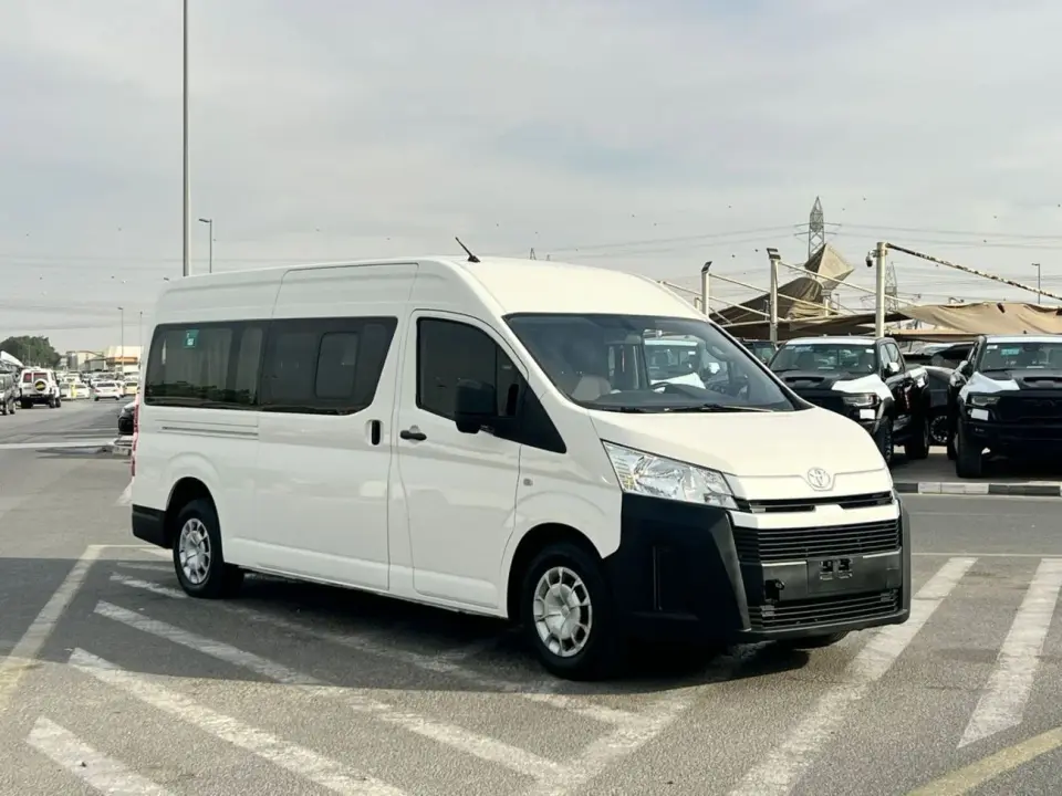 Toyota Hiace GL 2023