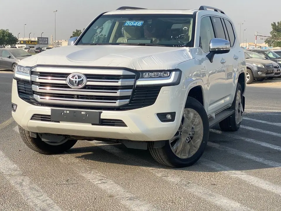 Toyota Land Cruiser VX 2024