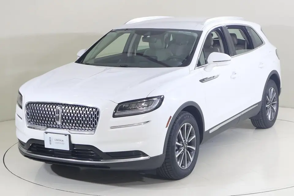 Lincoln Nautilus BASE 2023