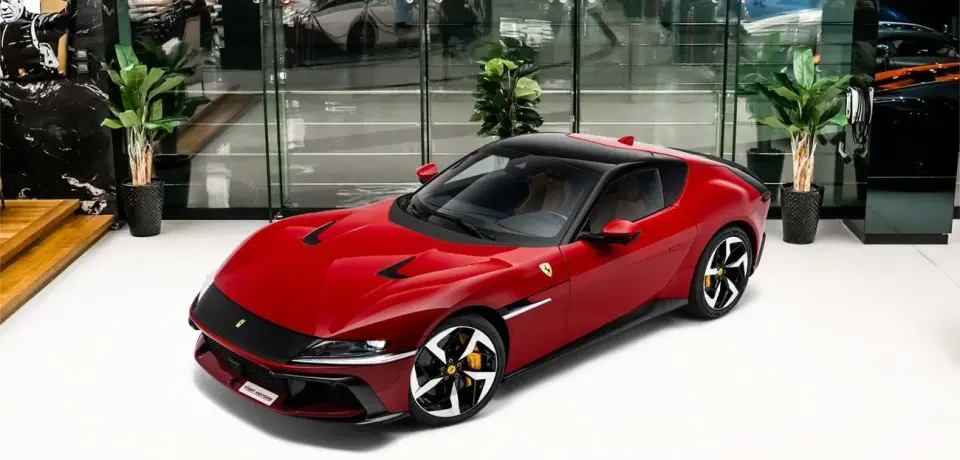 Ferrari 12Cilindri STANDARD 2025