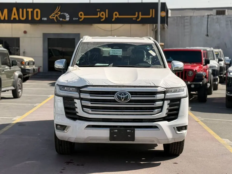 Toyota Land Cruiser VXR 2026