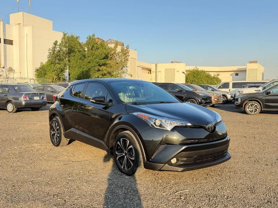 Toyota C-HR STANDARD 2019