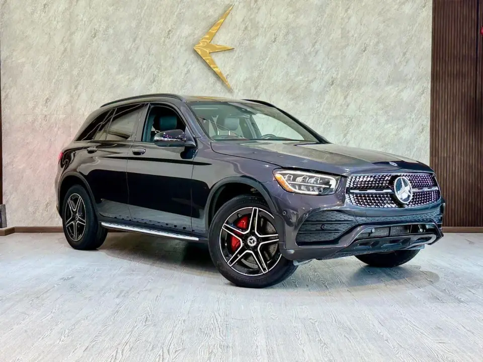 Mercedes-Benz GLC 300 STANDARD 2022