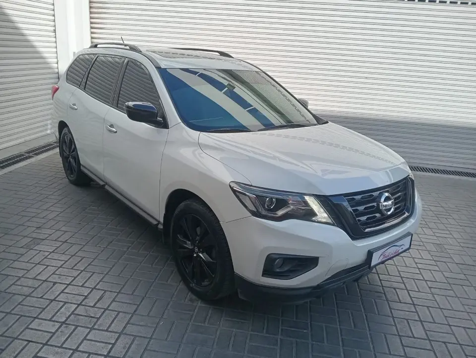 Nissan Pathfinder SV 2019