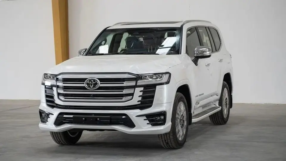 Toyota Land Cruiser VXR 2026