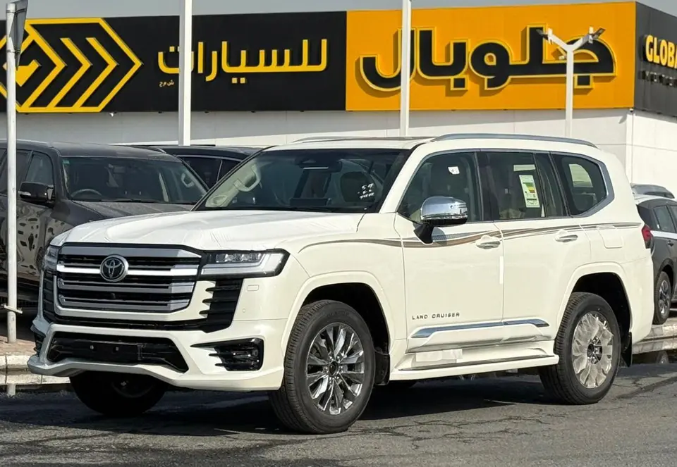 Toyota Land Cruiser VXR 2026