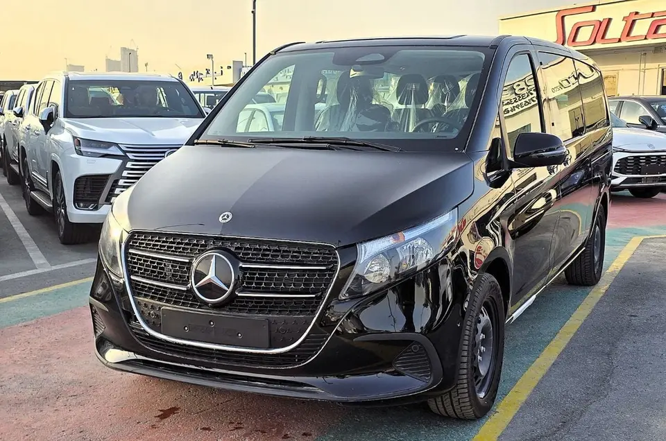 Mercedes-Benz V300 STANDARD 2025